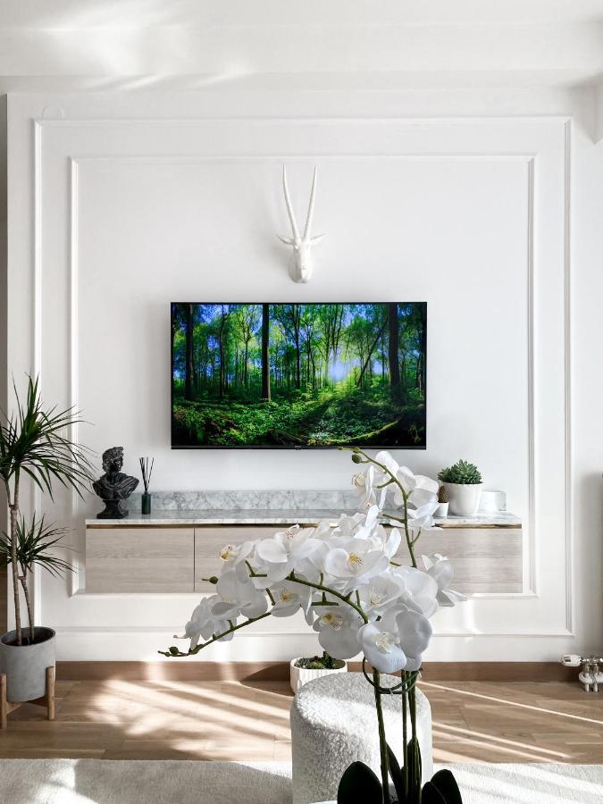 Lolita Lux - Belgrade Waterfront Apartment ภายนอก รูปภาพ