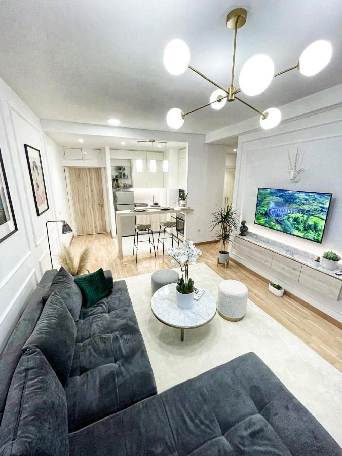 Lolita Lux - Belgrade Waterfront Apartment ภายนอก รูปภาพ